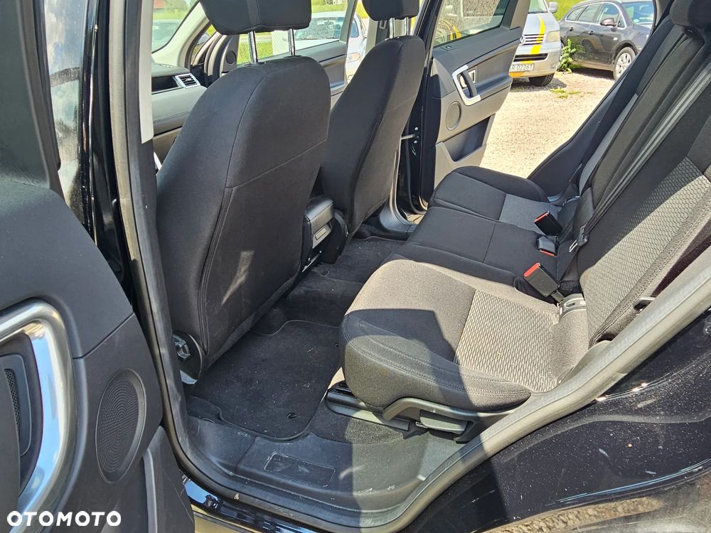 Land Rover Discovery Sport TD4 Dynamic - 13