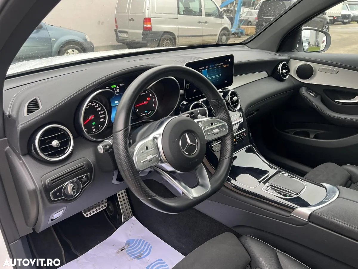 Mercedes-Benz GLC 200 4MATIC MHEV - 10