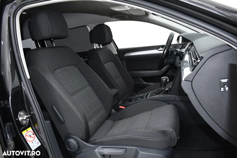 Volkswagen Passat 2.0 TDI SCR DSG Highline - 6