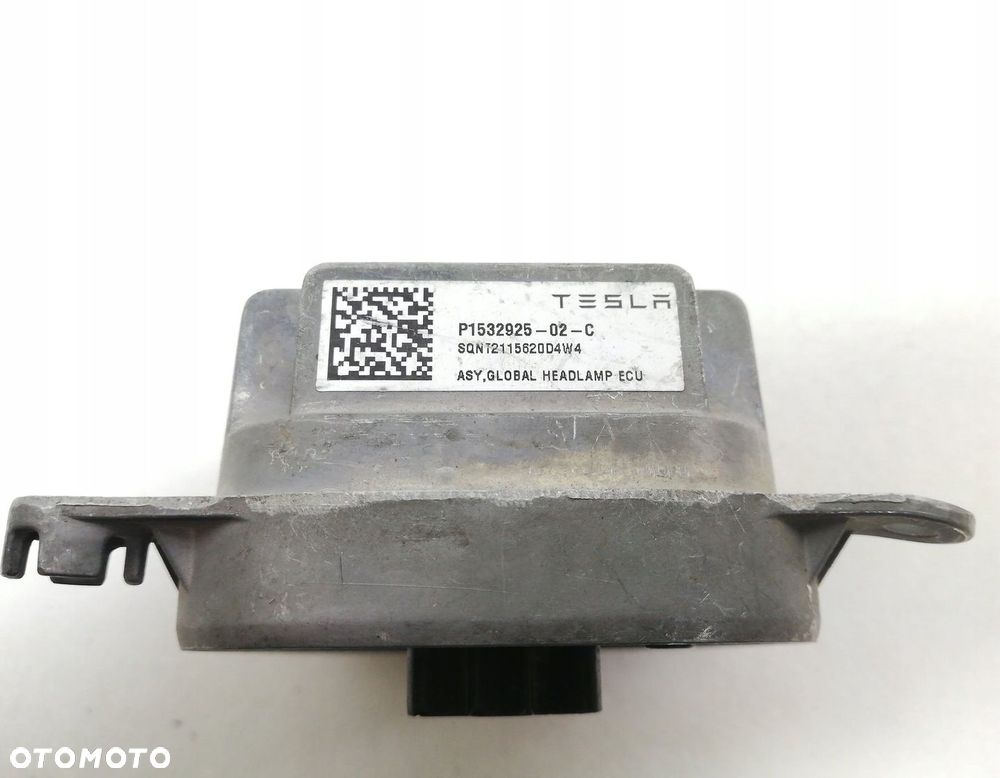 PRZETWORNICA MODUŁ ŚWIATEŁ LED TESLA MODEL 3 P1532925-02-C - 4