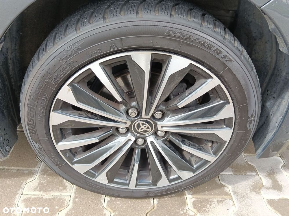 Toyota Corolla 1.8 Hybrid Style - 19