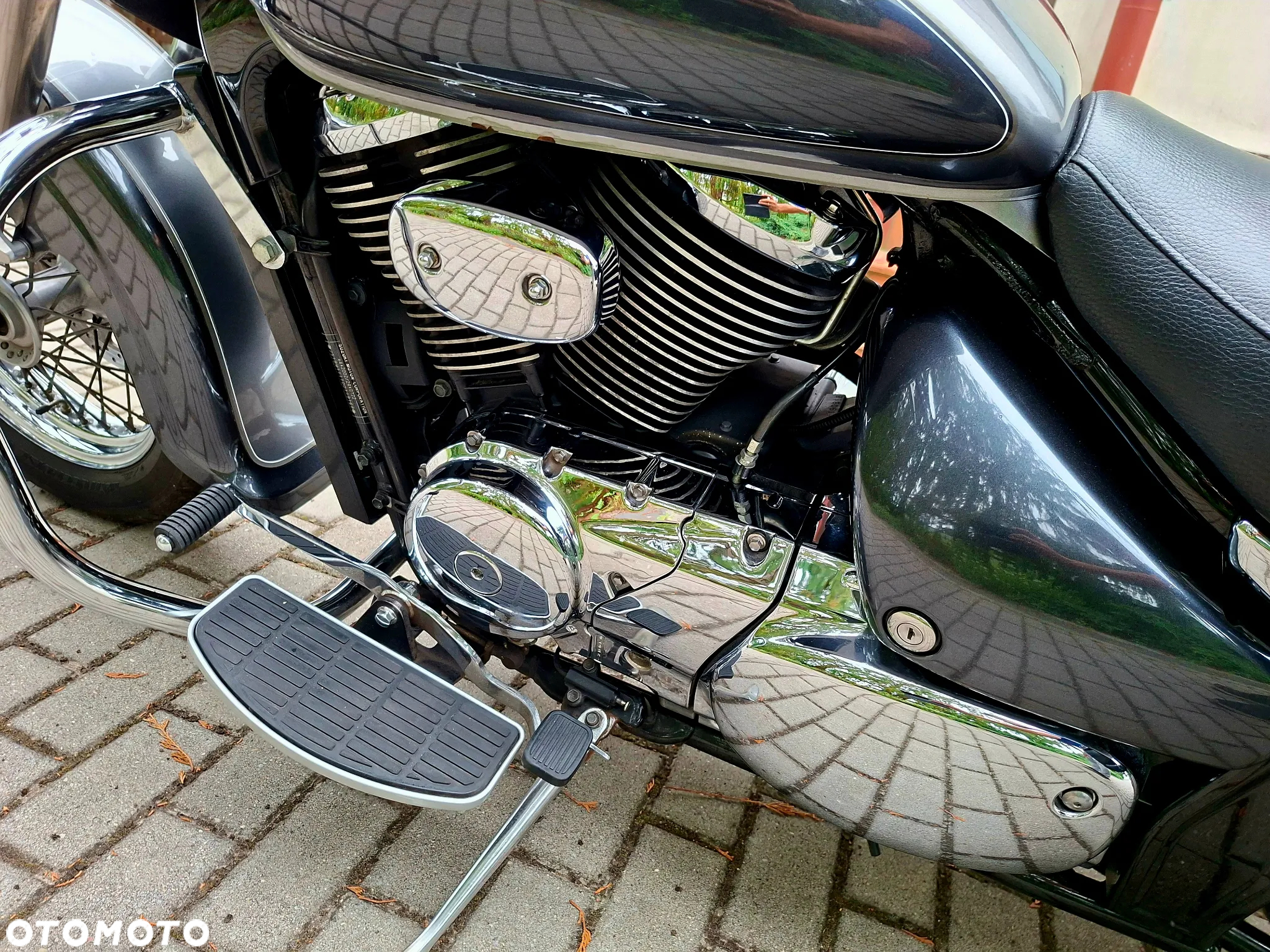 Suzuki Intruder - 22