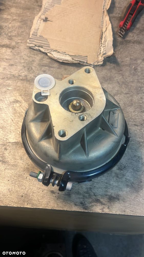 Siłownik wspomagania pompy hamulca Knorr Bremse EF624D - 2