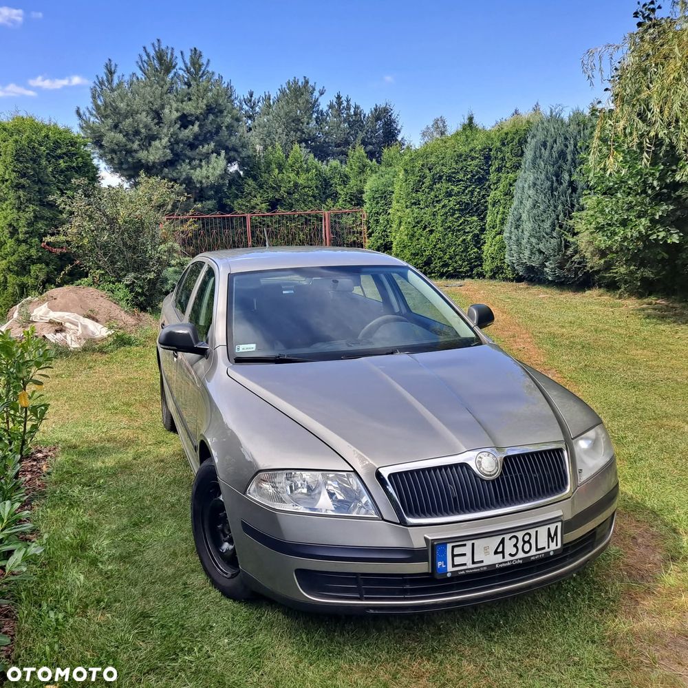 Skoda Octavia 1.6 Tour - 8