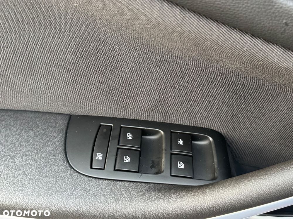 Opel Zafira 1.4 Turbo (ecoFLEX) Start/Stop Edition - 30