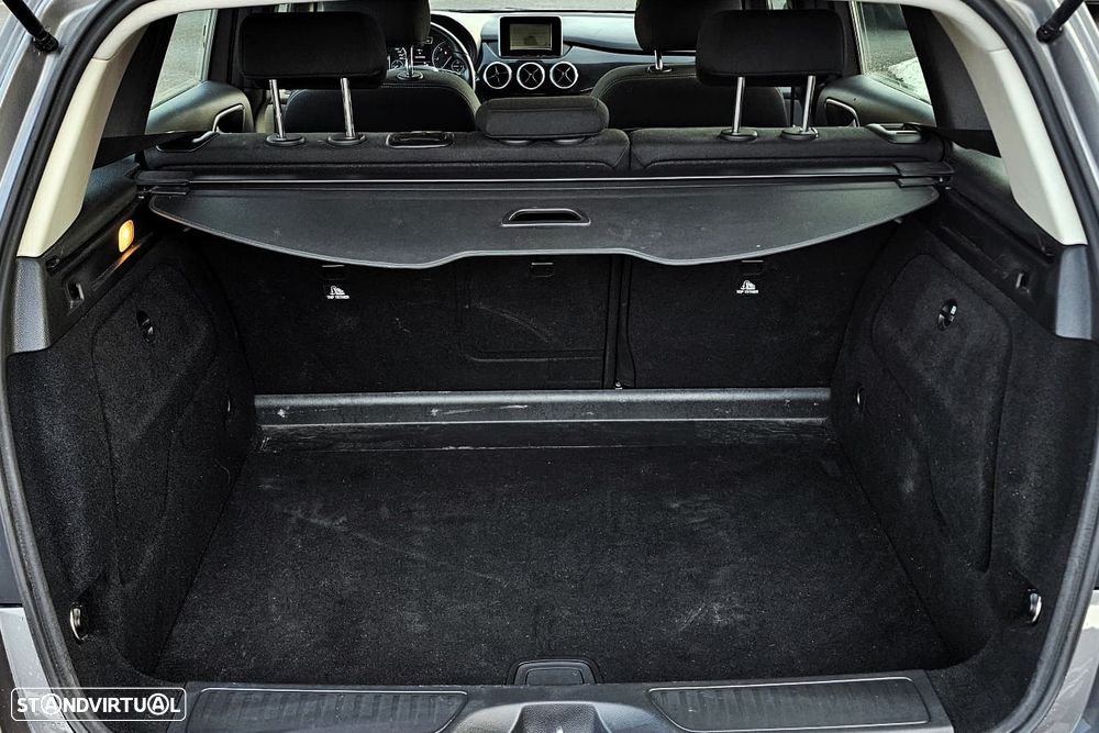Mercedes-Benz B 180 d 7G-DCT Edition - 15
