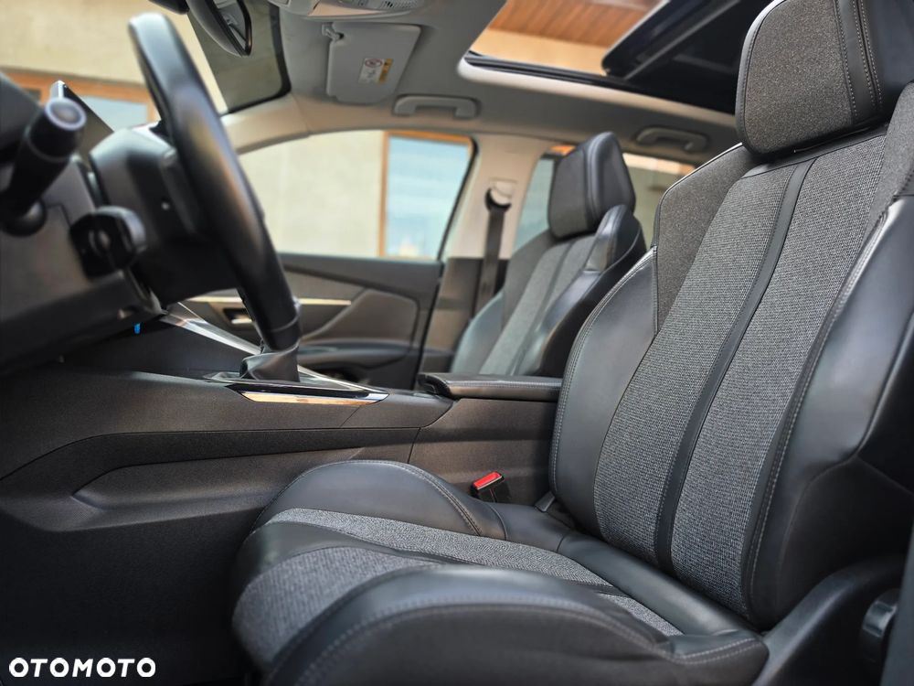 Peugeot 3008 - 17