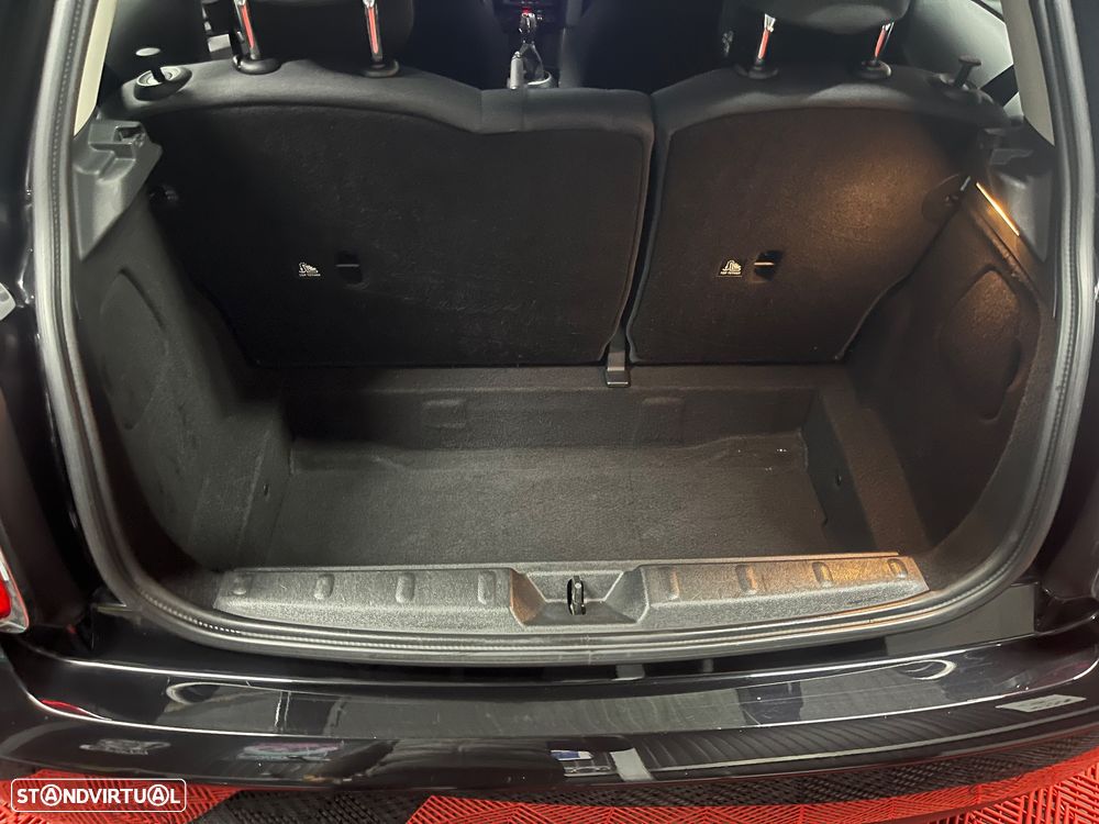 MINI 3 Portas - 13