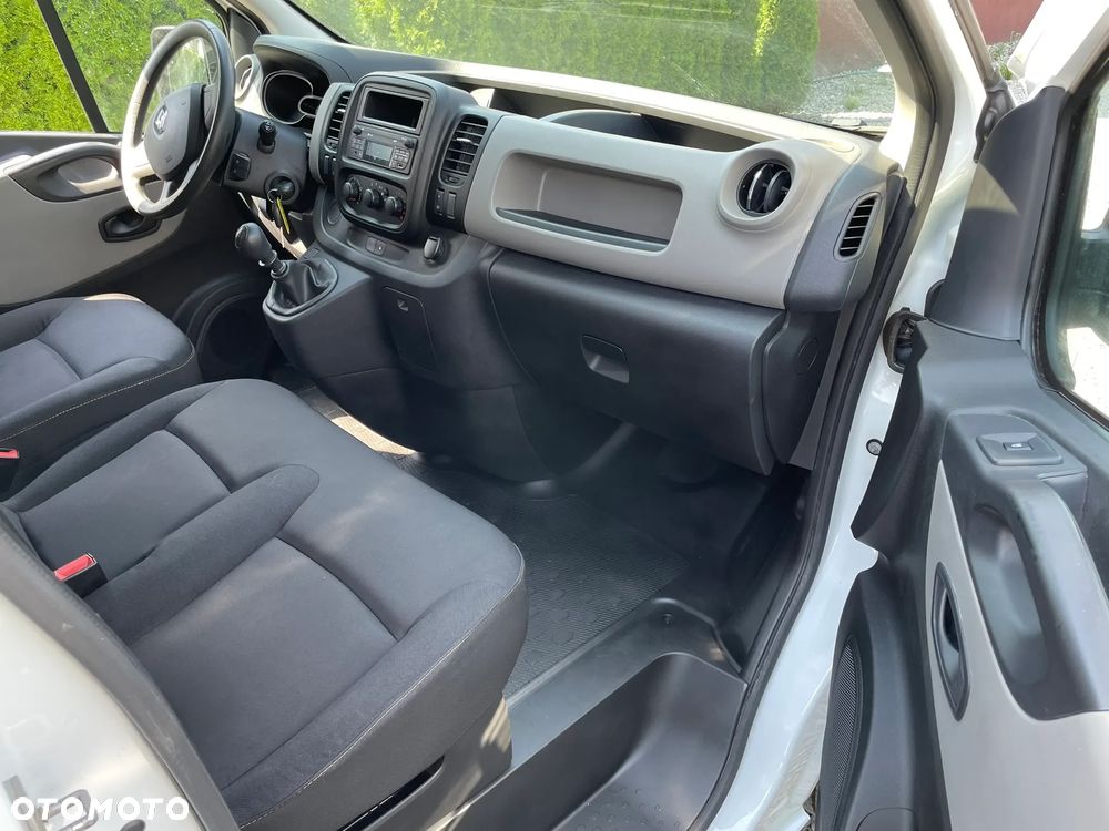 Renault Trafic - 9