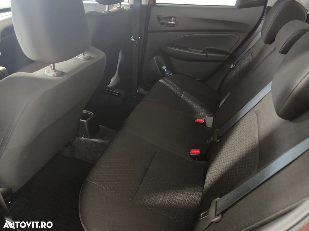 Suzuki Swift 1.2 Dualjet 12V MHEV CVT Spirit - 17