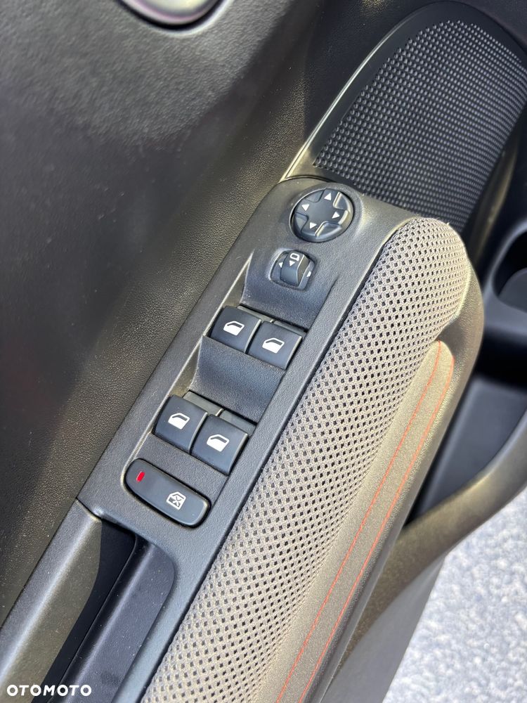 Citroën C3 Aircross BlueHDI 110 Stop & Start SHINE - 20