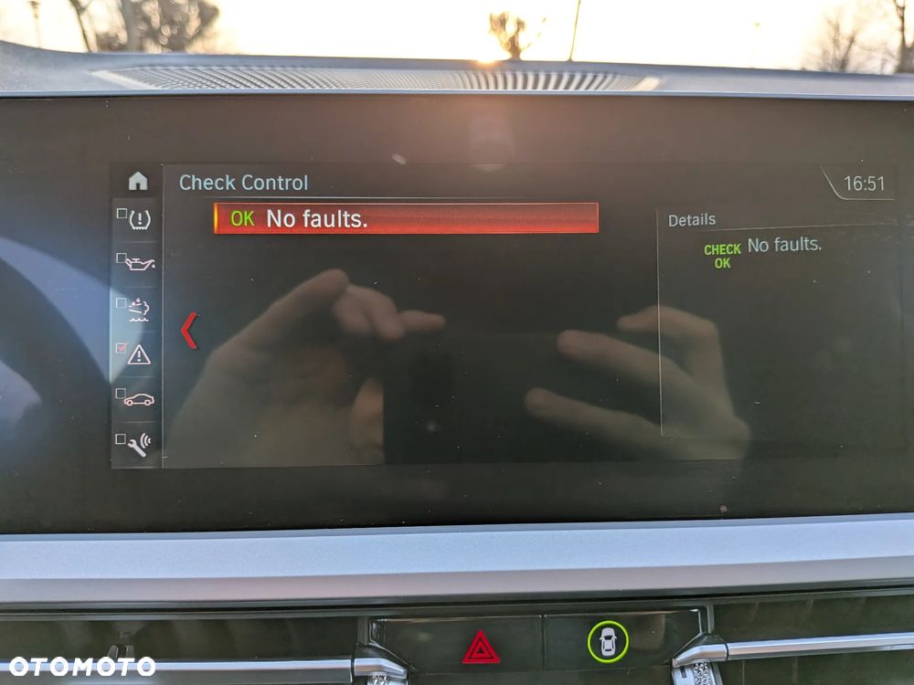 BMW Seria 3 318d - 25