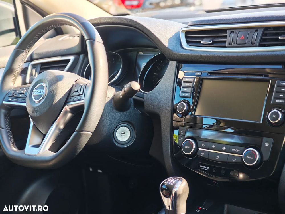 Nissan Qashqai 1.3 138CP 2WD N-Connecta - 10