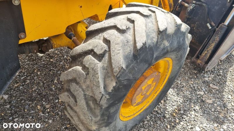 JCB 3CX - 4