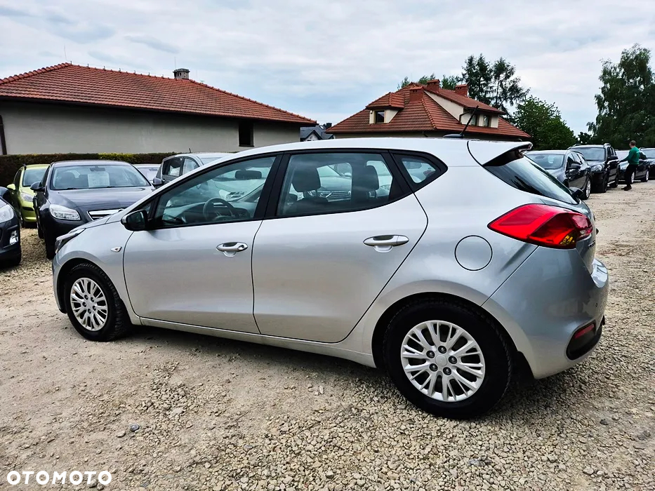Kia Ceed Cee'd 1.4 XL - 21