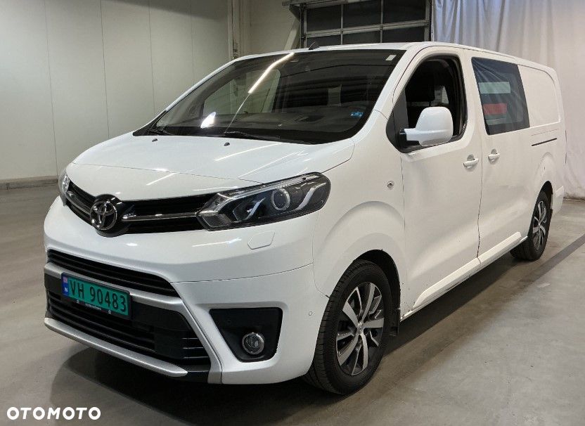 Toyota Proace - 1