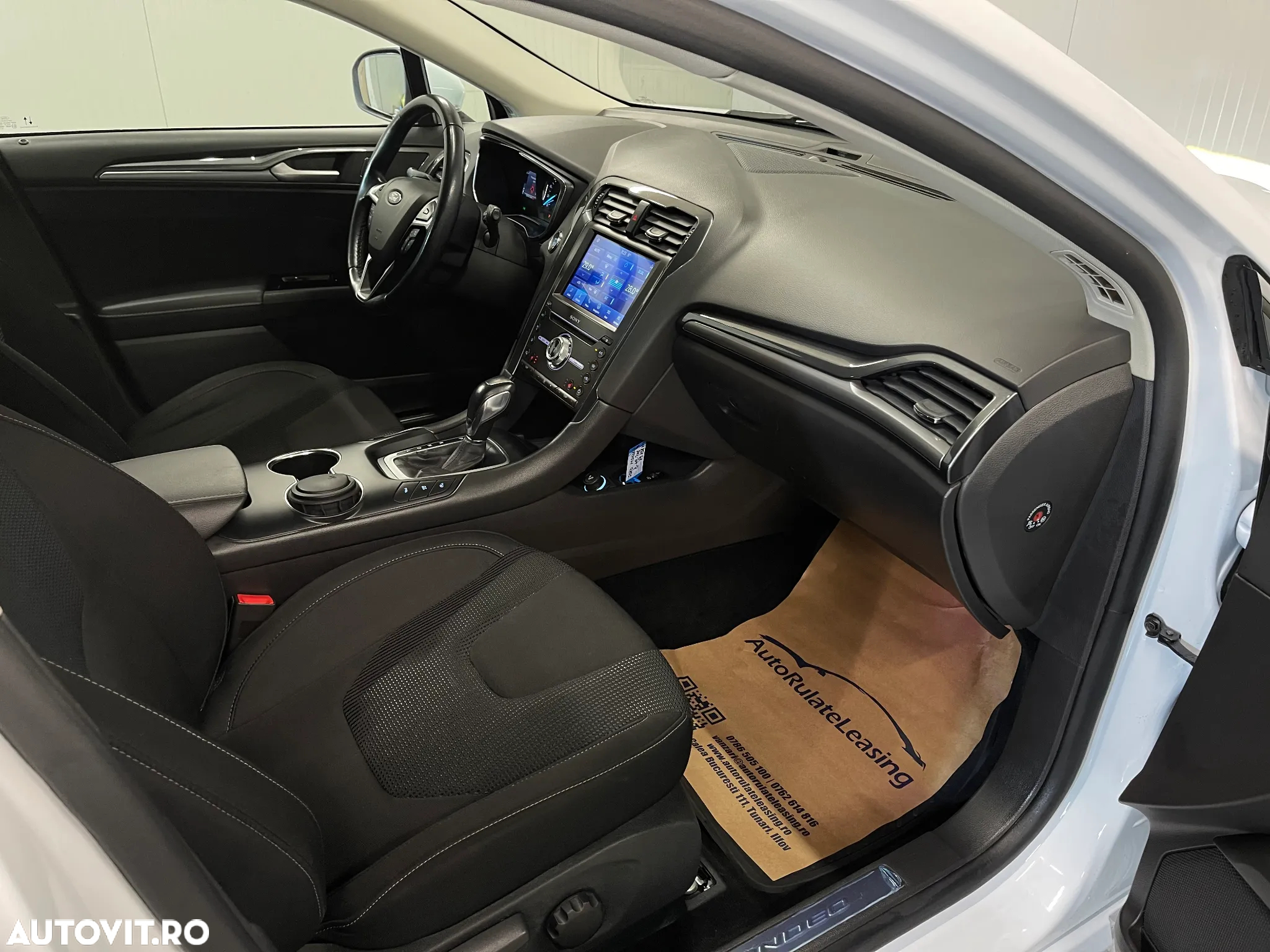 Ford Mondeo 2.0 HEV Titanium - 9
