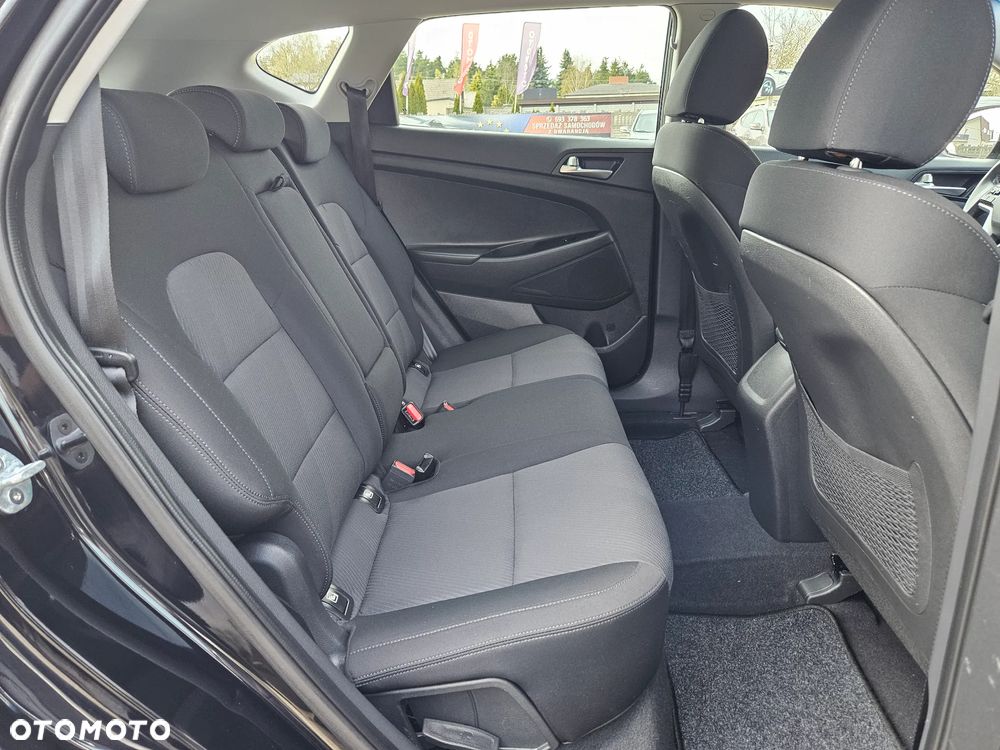 Hyundai Tucson 1.6 GDI BlueDrive Style 2WD - 21