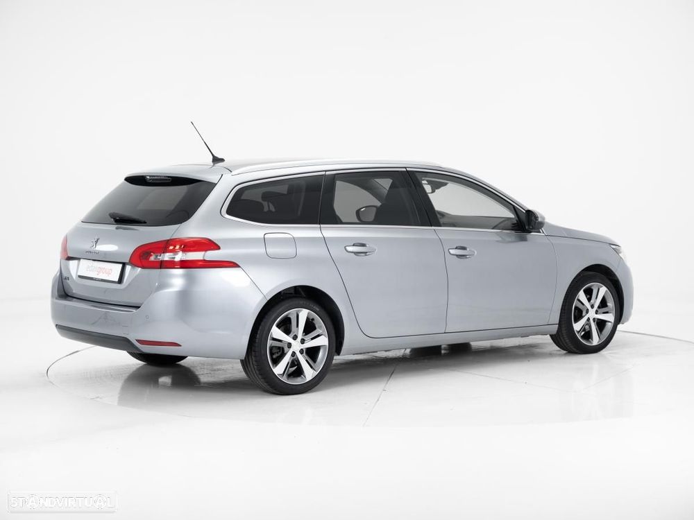 Peugeot 308 SW 1.2 PureTech Allure - 4