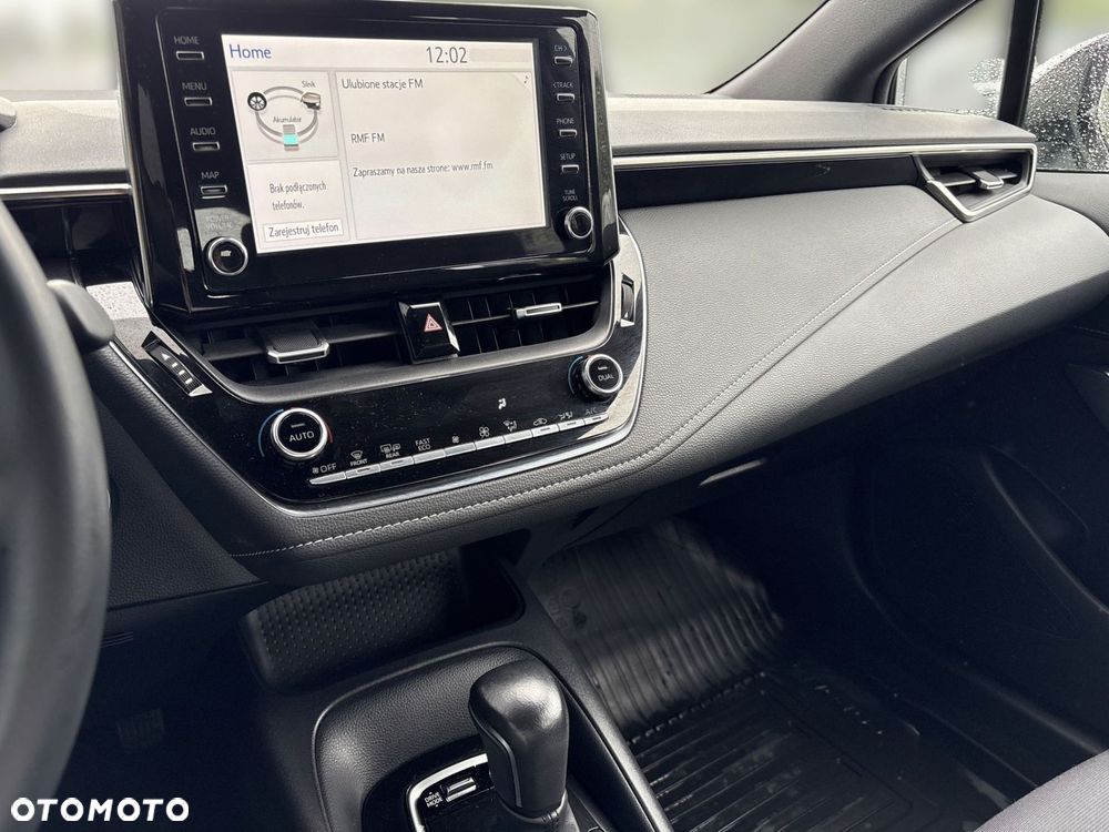 Toyota Corolla 2.0 Hybrid Comfort - 20