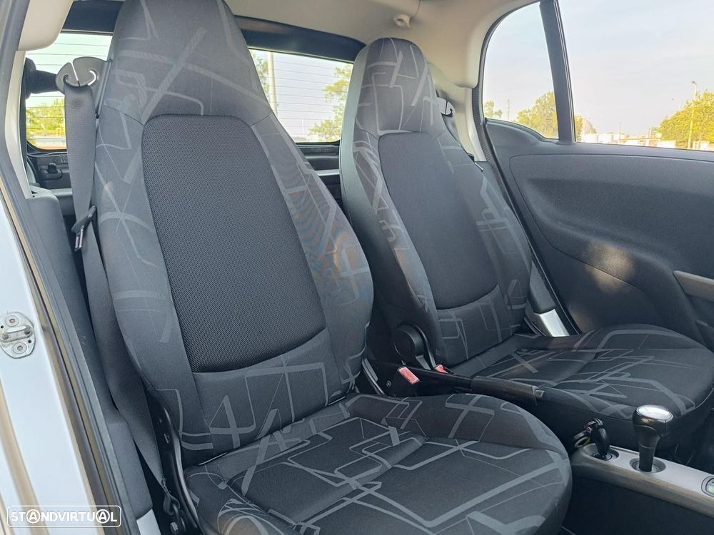 Smart ForTwo Coupé 1.0 mhd Passion 71 - 12