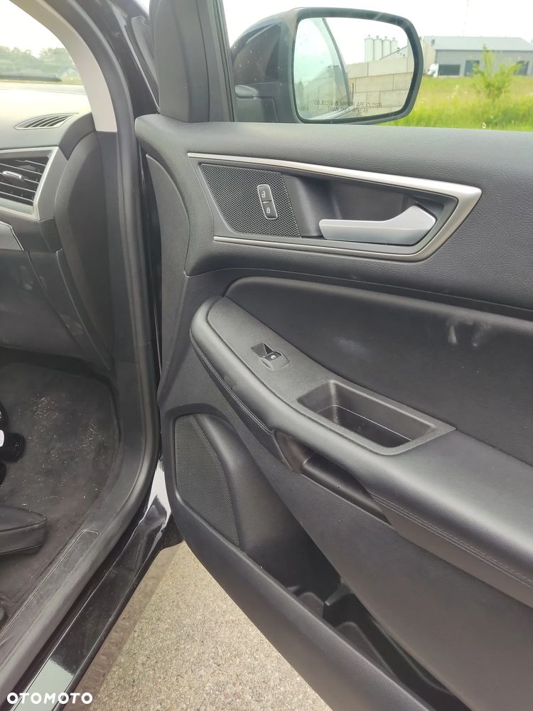 Ford Edge - 23