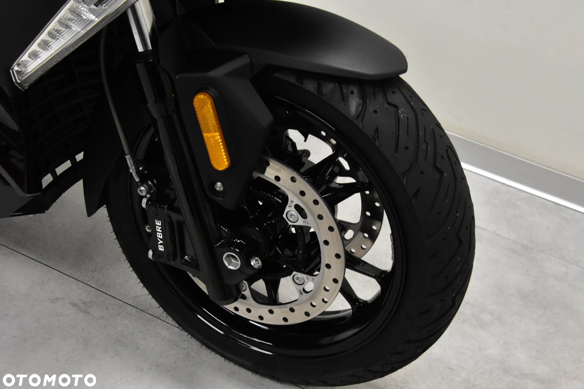 BMW C 400 X - 25