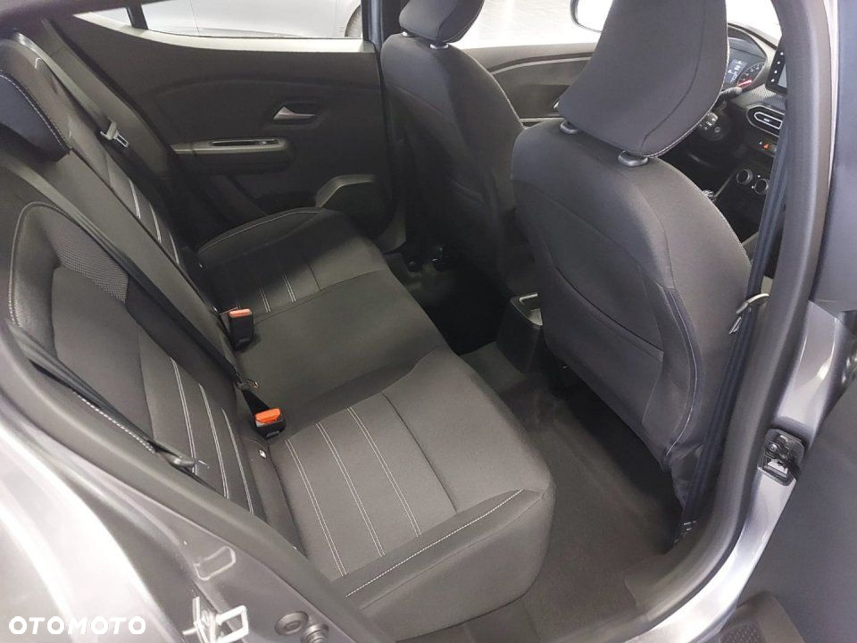 Dacia Sandero - 12