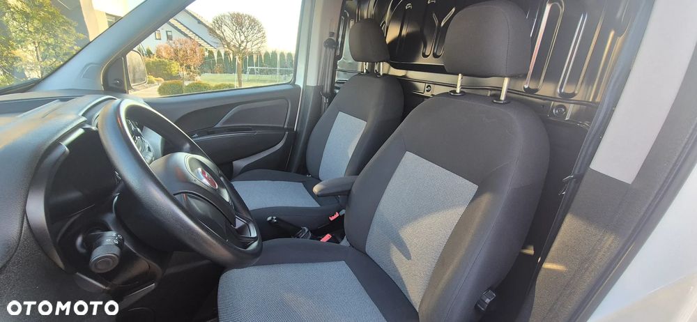 Fiat Doblo 1.4 T-Jet 16V Lounge - 9