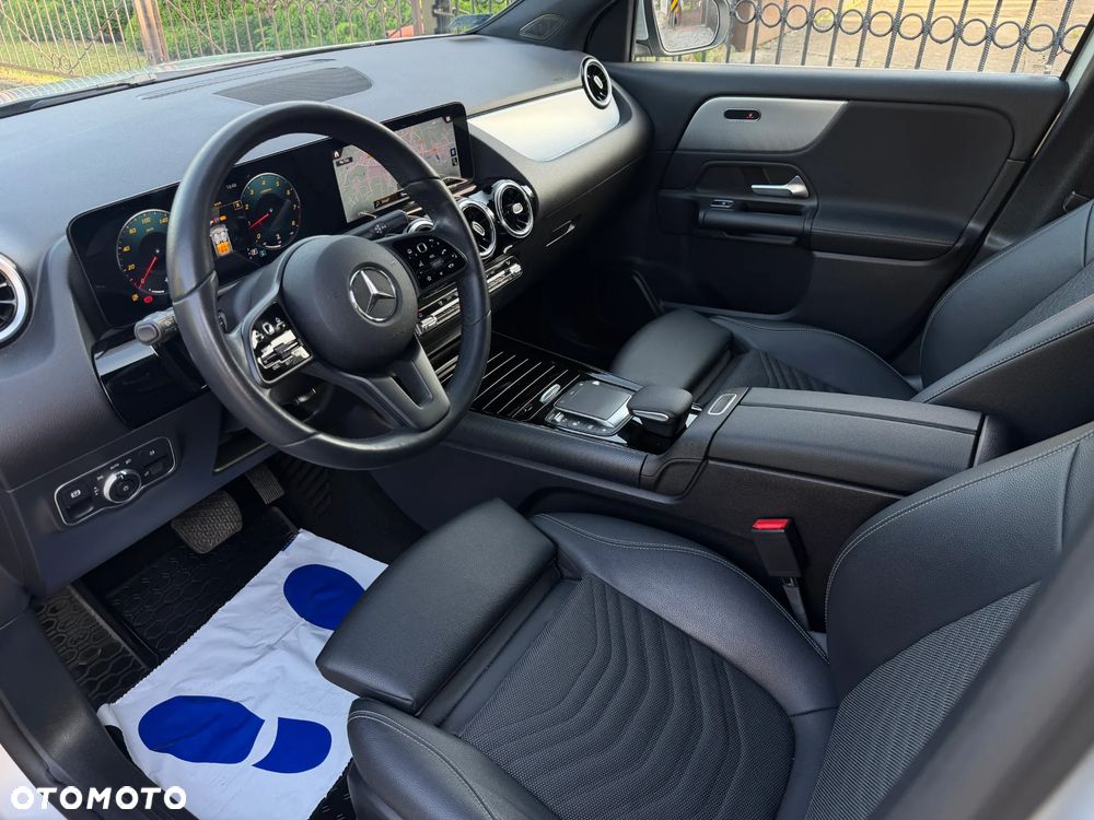 Mercedes-Benz GLA 200 Style - 9