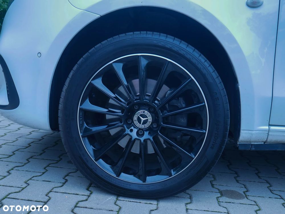 Mercedes-Benz Vito - 11