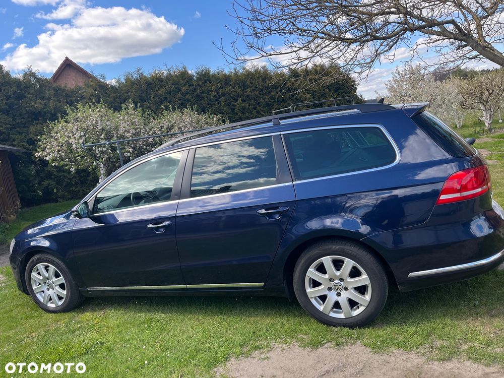 Volkswagen Passat 2.0 Blue TDI SCR Comfortline - 5