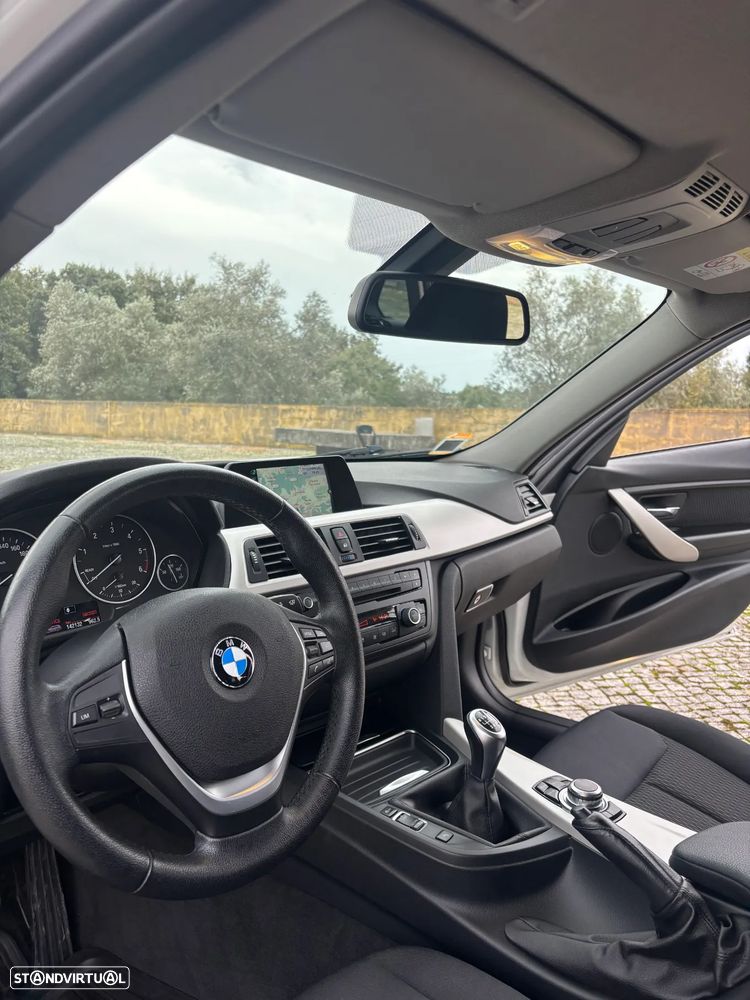 BMW 316 d Touring Line Sport - 8