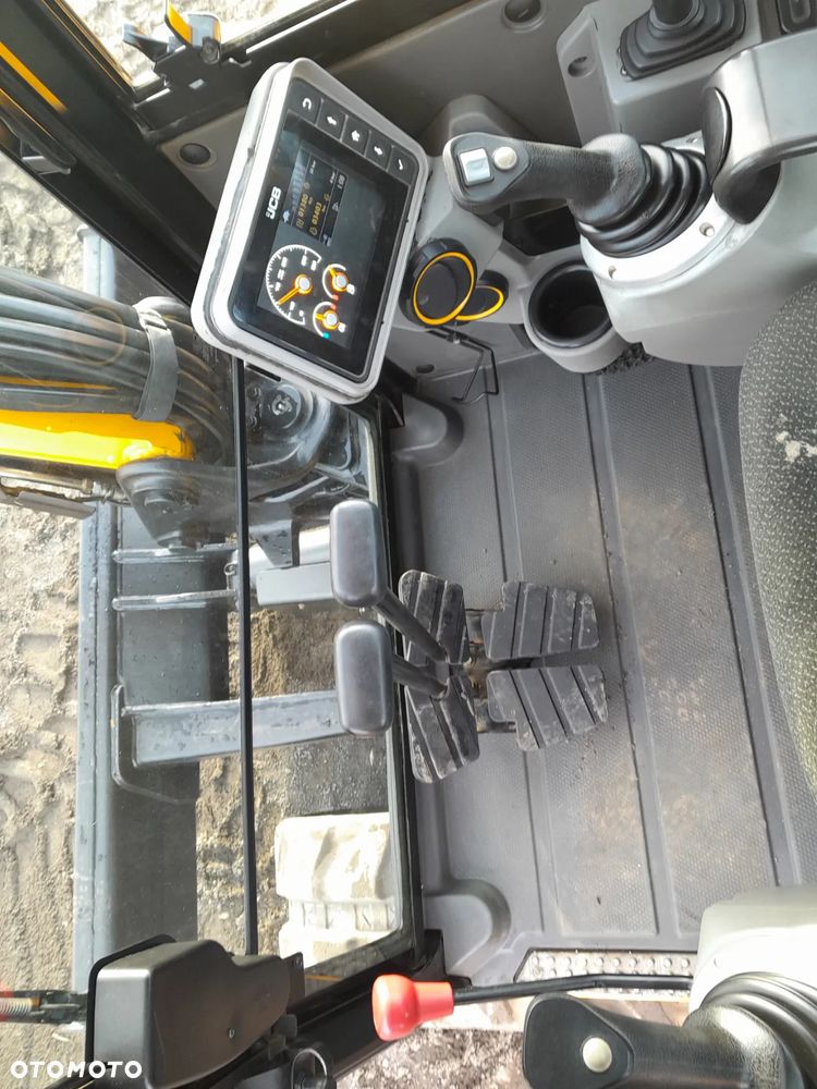 JCB 48z-1 - 24