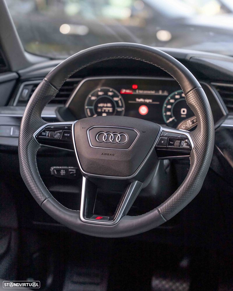 Audi e-tron 55 quattro S line - 22