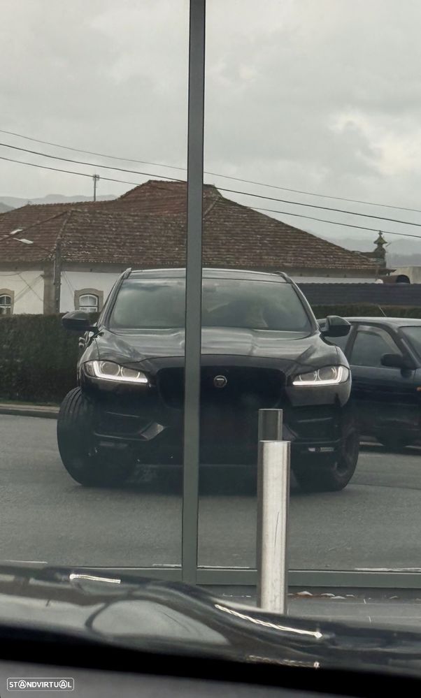 Jaguar F-Pace 20d AWD Aut. R-Sport - 47