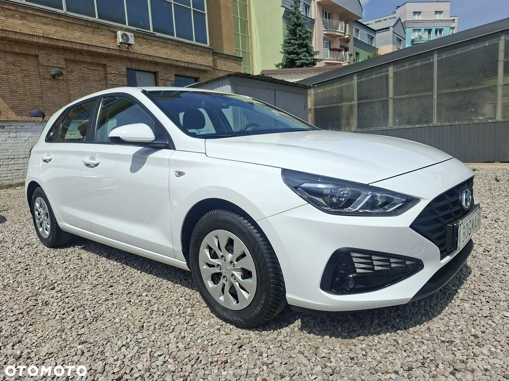 Hyundai i30 1.5 DPI Classic + - 8