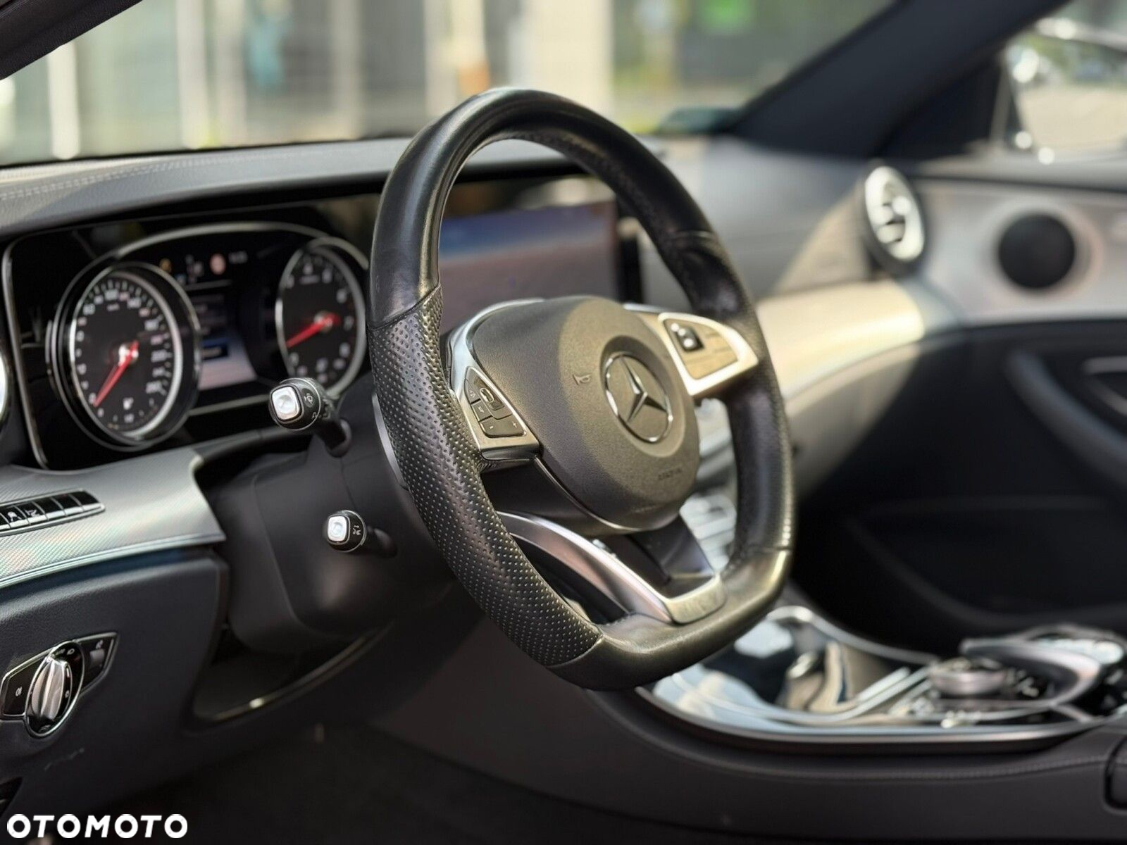Mercedes-Benz Klasa E 200 9G-TRONIC - 8