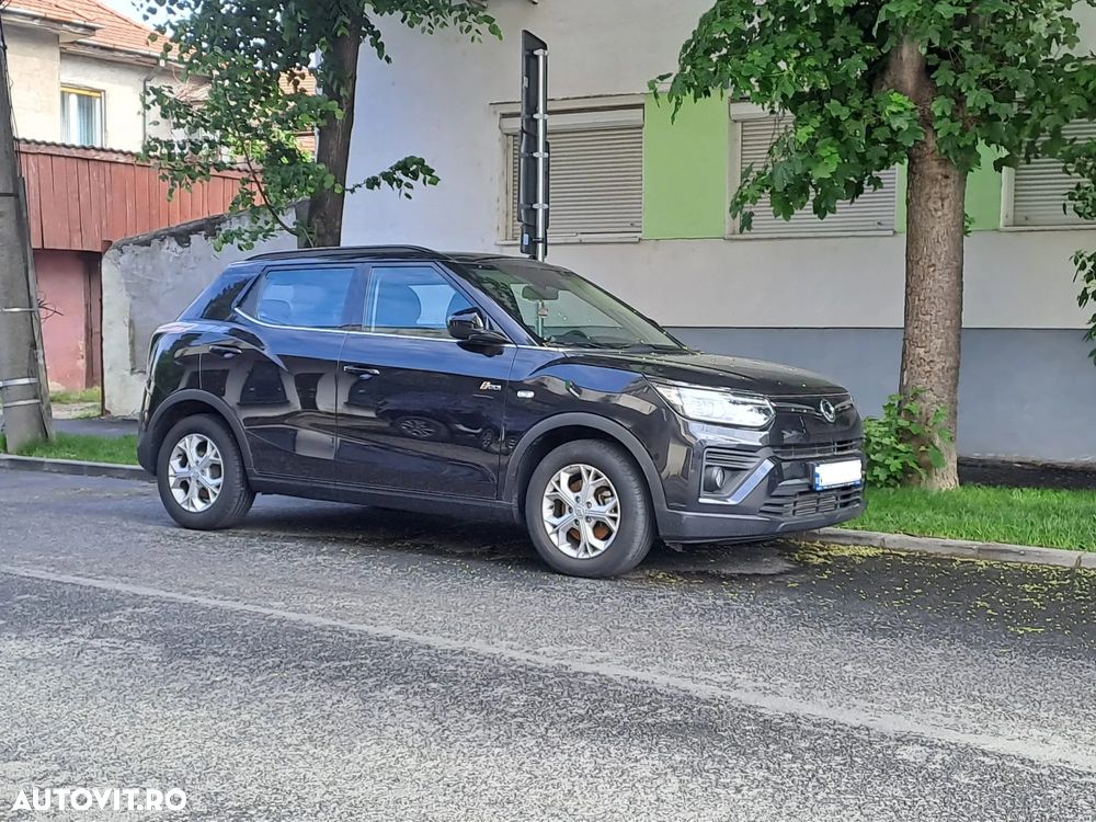 SsangYong Tivoli - 1