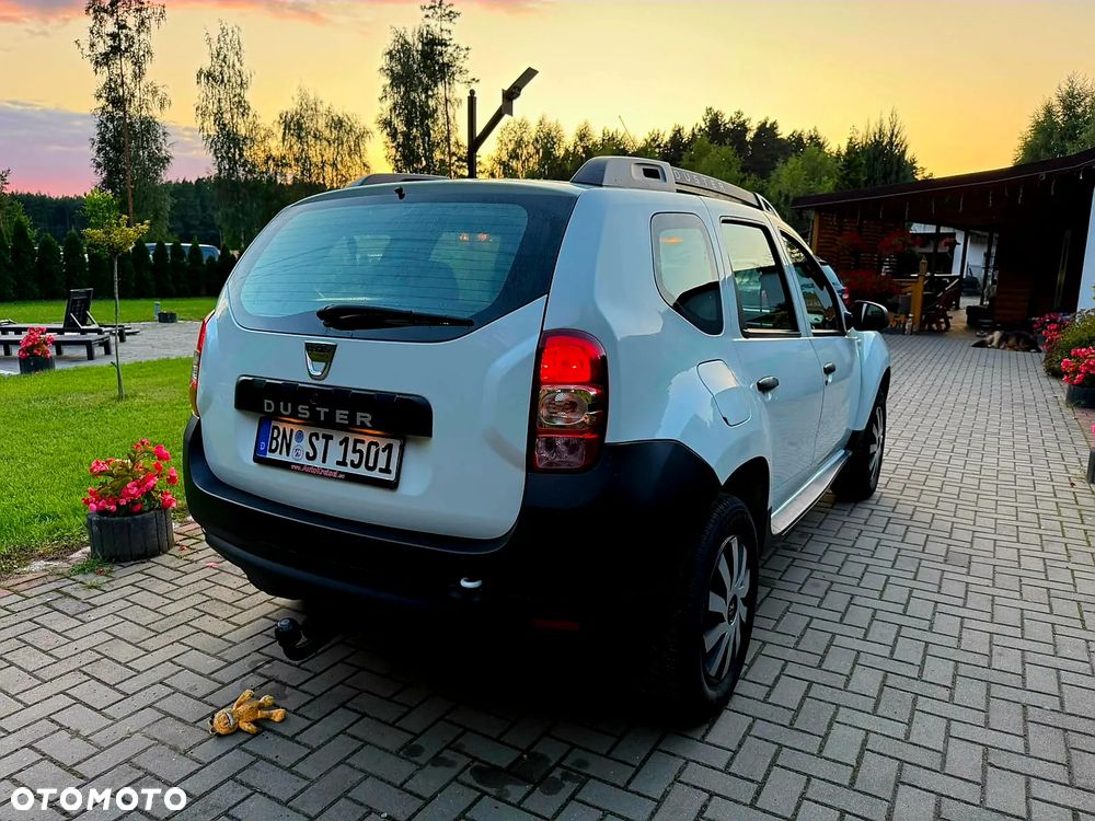 Dacia Duster 1.6 SCe Blackshadow S&S - 4