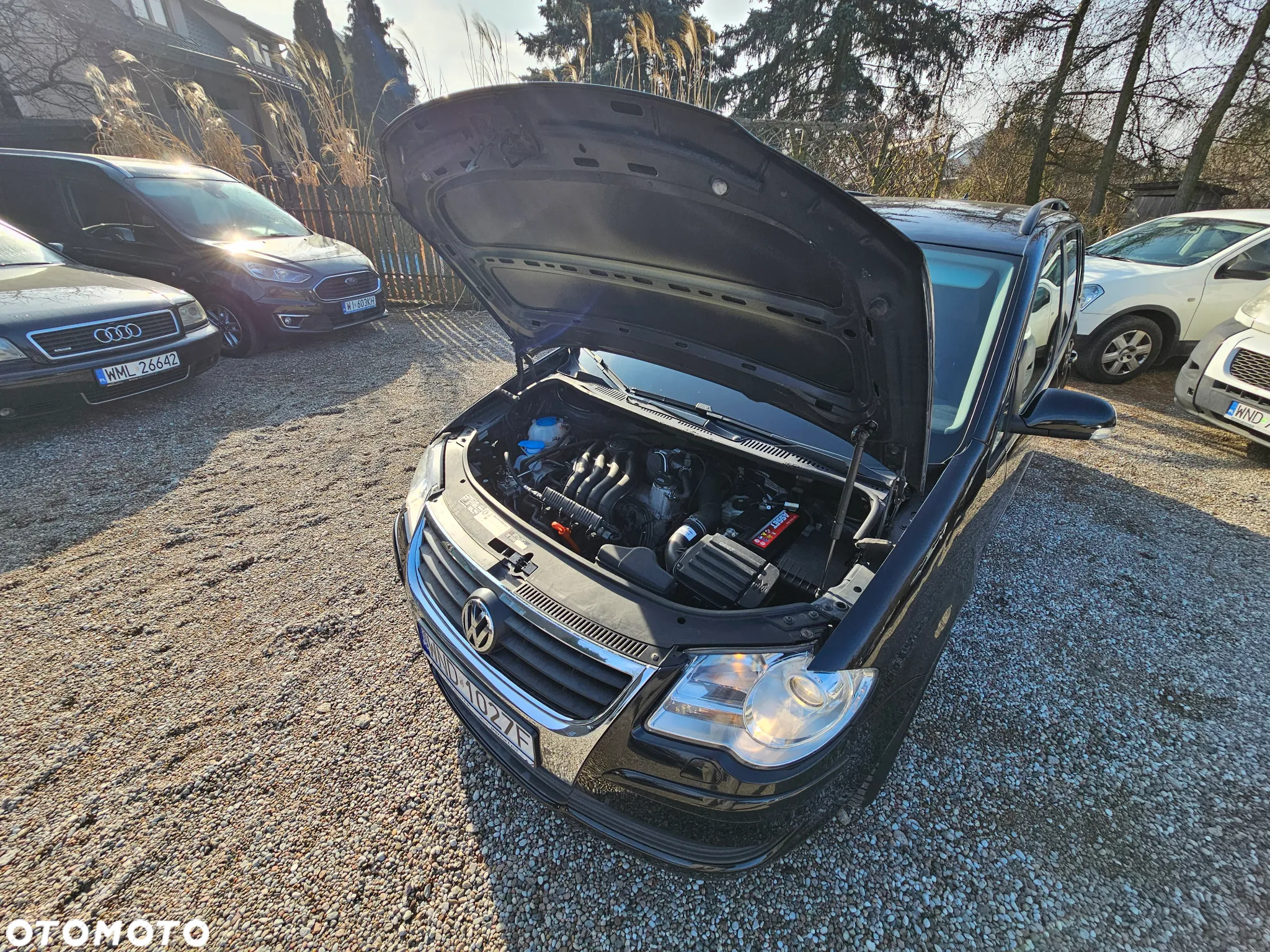 Volkswagen Touran 2.0 EcoFuel United - 12