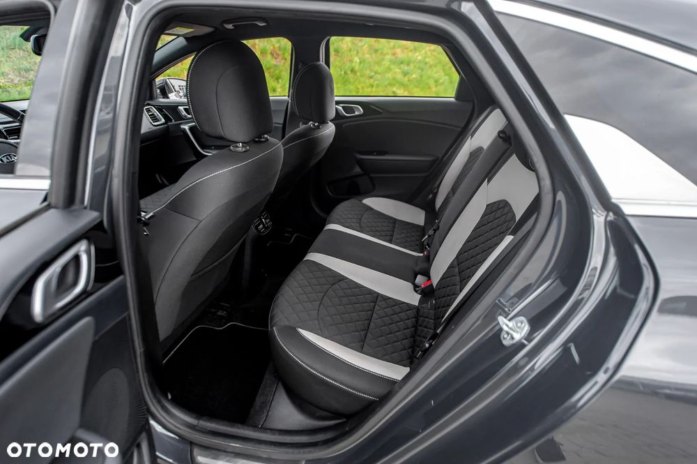 Kia ProCeed 1.4 T-GDI DCT7 OPF GT LINE - 18