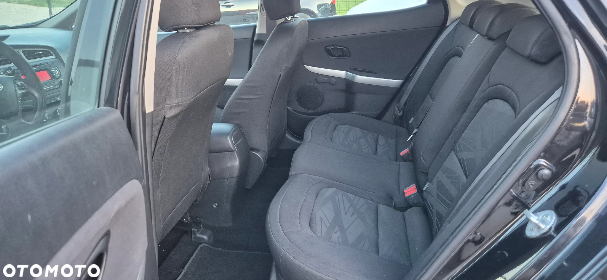 Kia Ceed 1.4 CVVT Dream Team Edition - 15