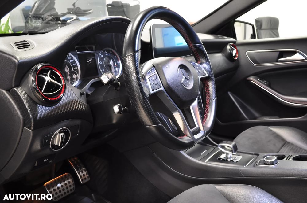 Mercedes-Benz A 45 AMG 4Matic Aut. - 6
