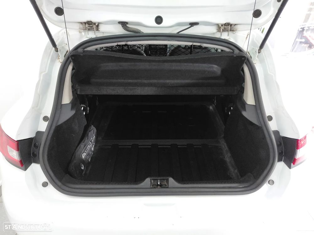 Renault Clio Van 1.5 DCi Intense c/iva - 28