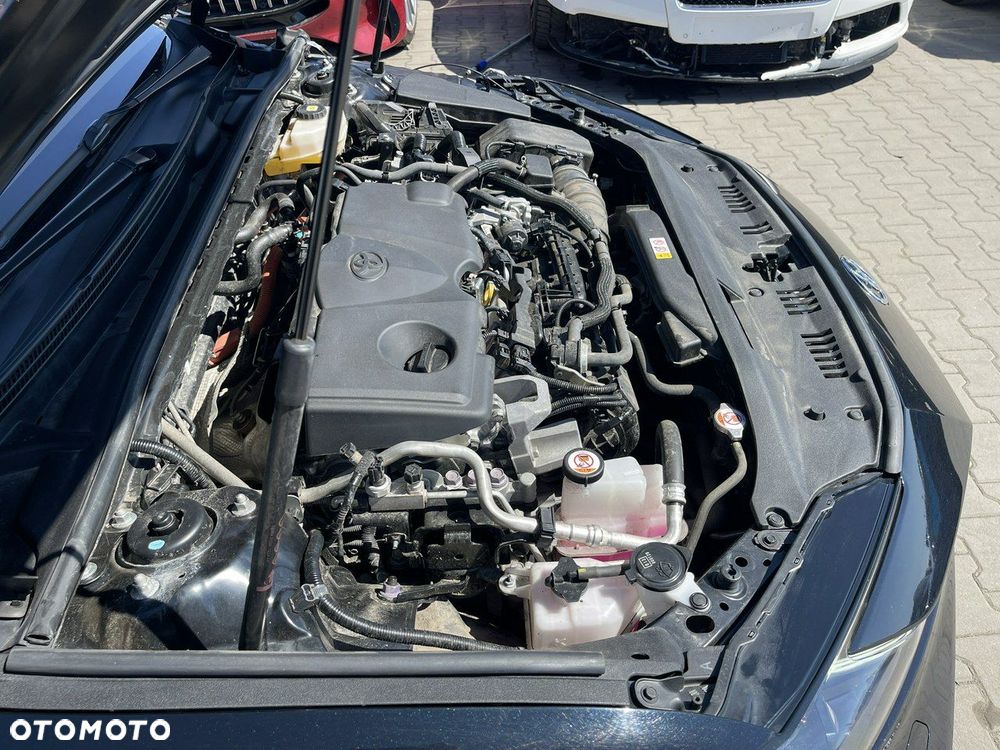 Toyota Camry 2.5 Hybrid Dynamic Force Comfort e-CVT - 19