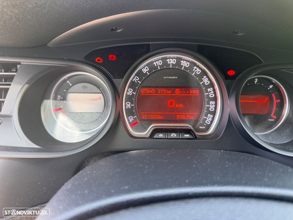 Citroën C5 Tourer 1.6 HDi VTR - 8