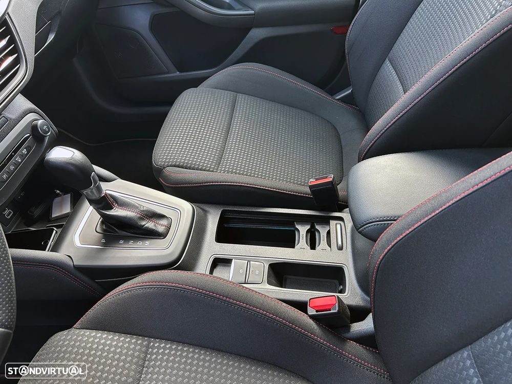 Ford Focus SW 1.0 EcoBoost MHEV ST-Line X Aut. - 45
