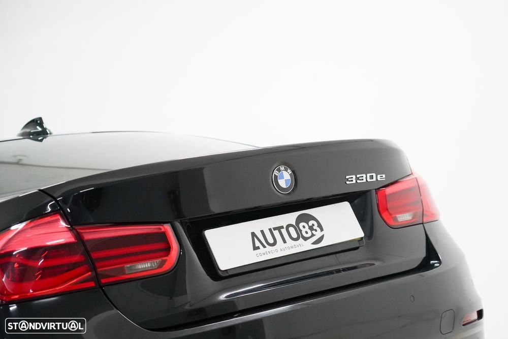 BMW 330 e iPerformance - 20