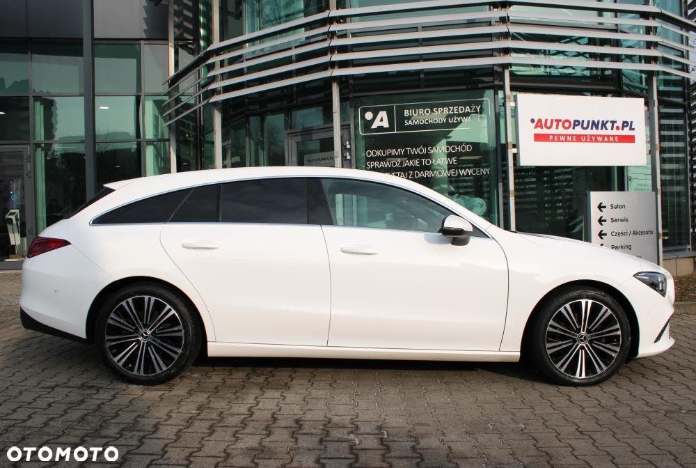 Mercedes-Benz CLA - 4